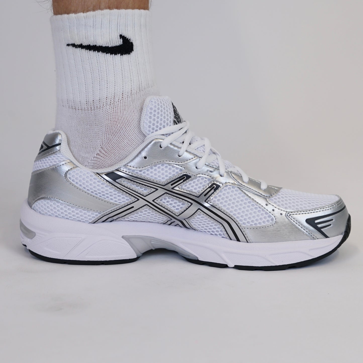 ASICS 1130 White Silver