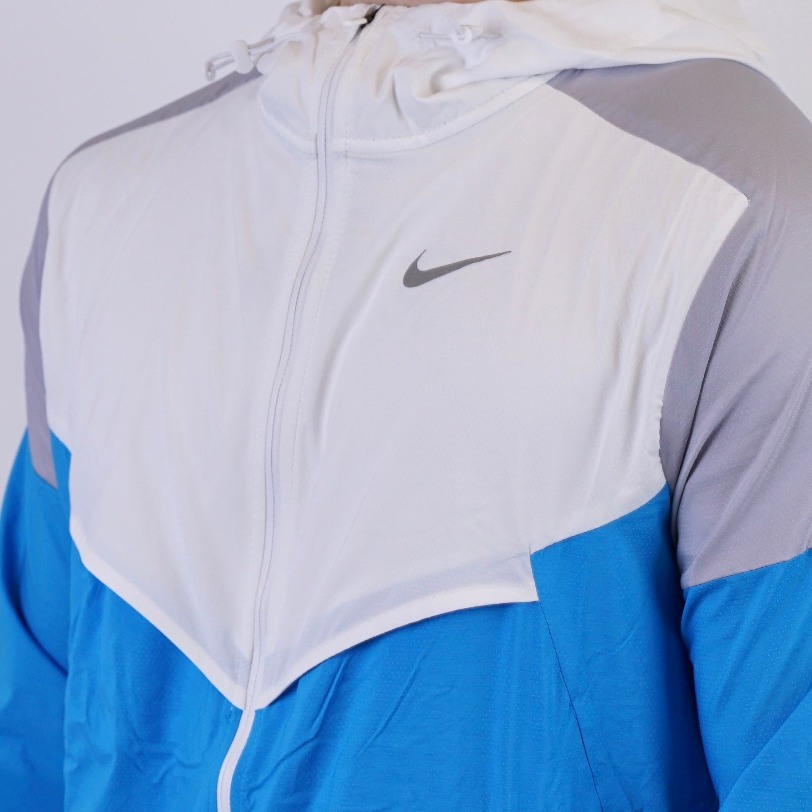 Nike Windrunner - White / Deep Blue
