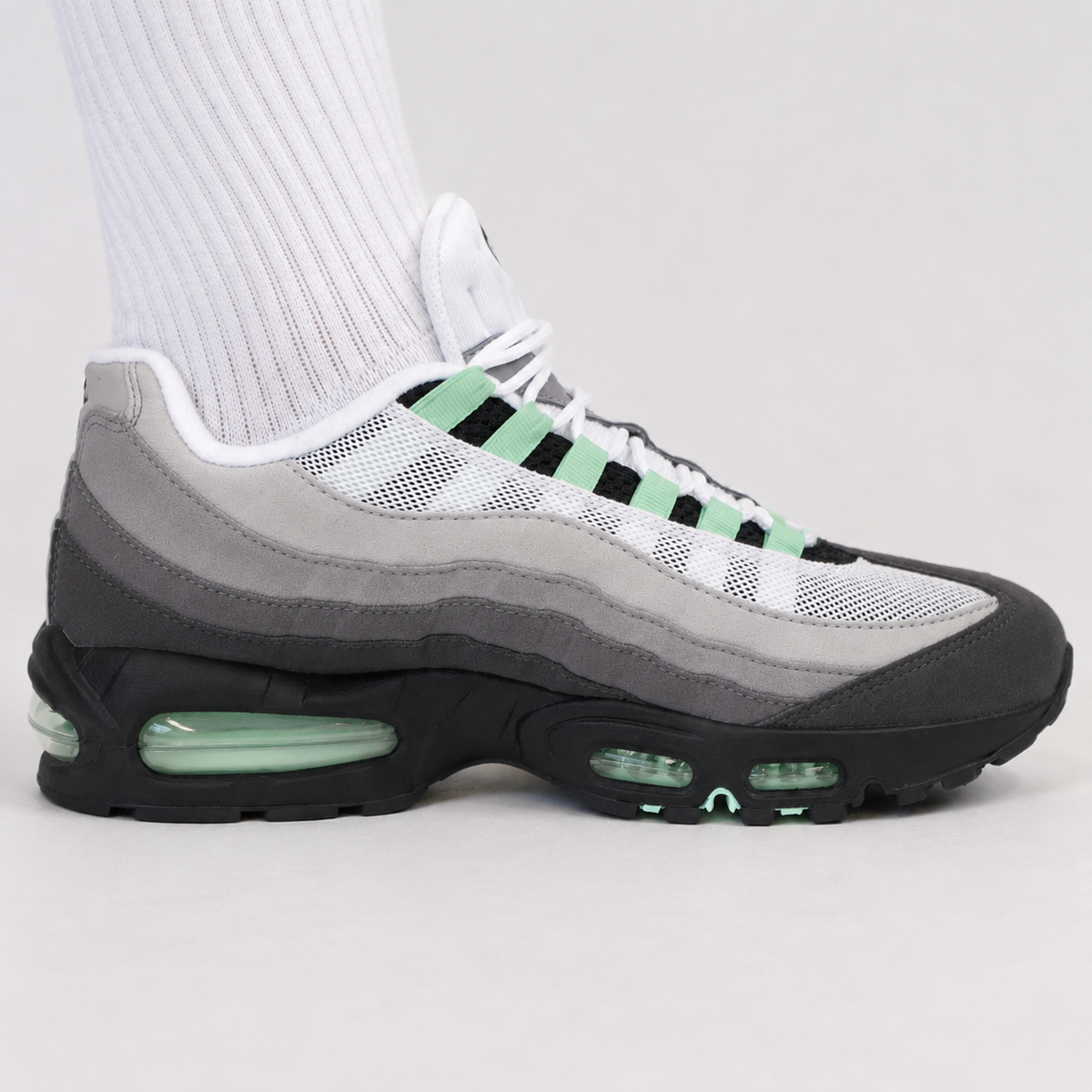 Nike Air Max 95 Fresh Mint Big Bubble