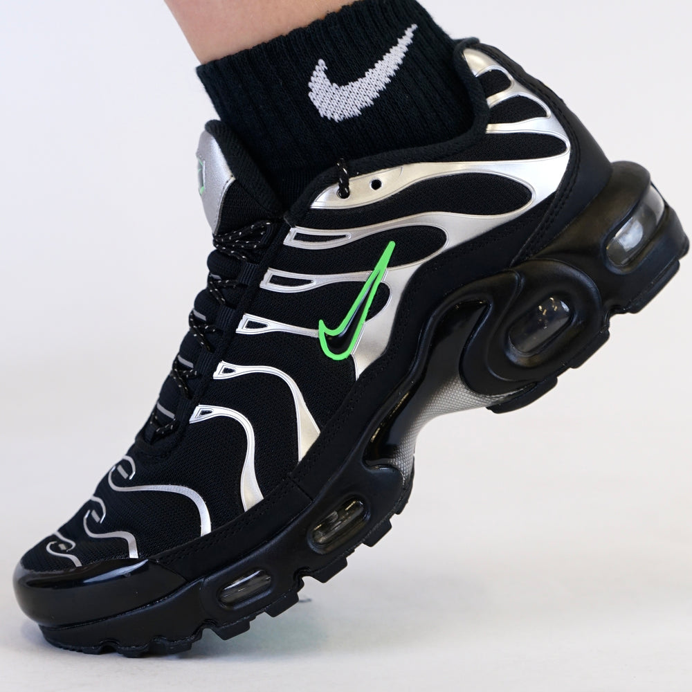 Nike Air Max Plus Black Green Strike (Junior)