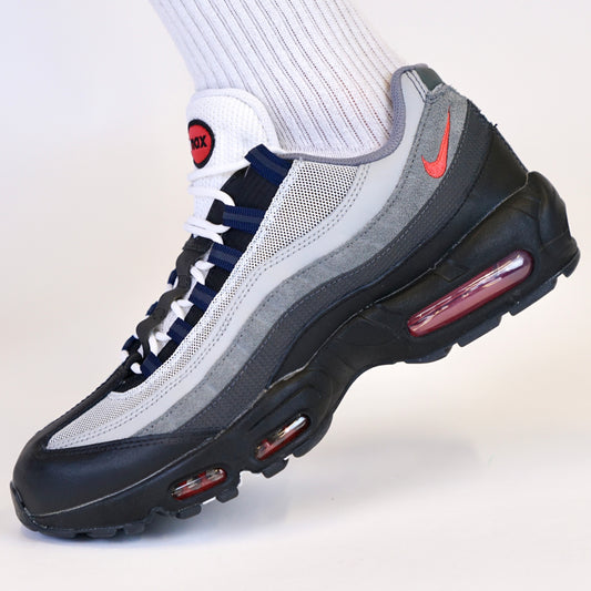 Nike Air Max 95 Track Red