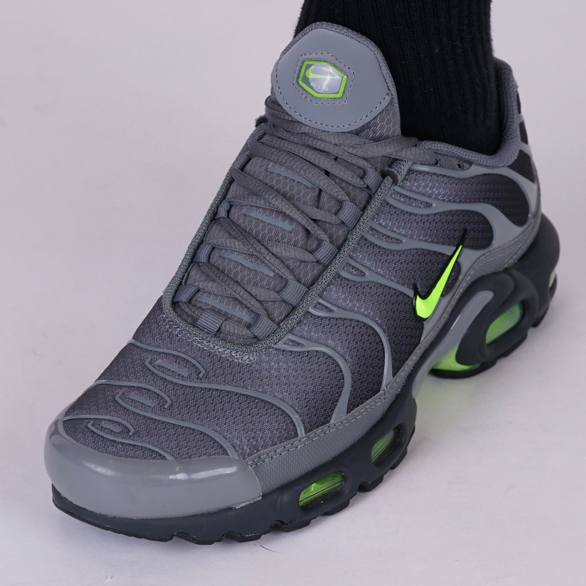 Nike Air Max Plus Grey Volt