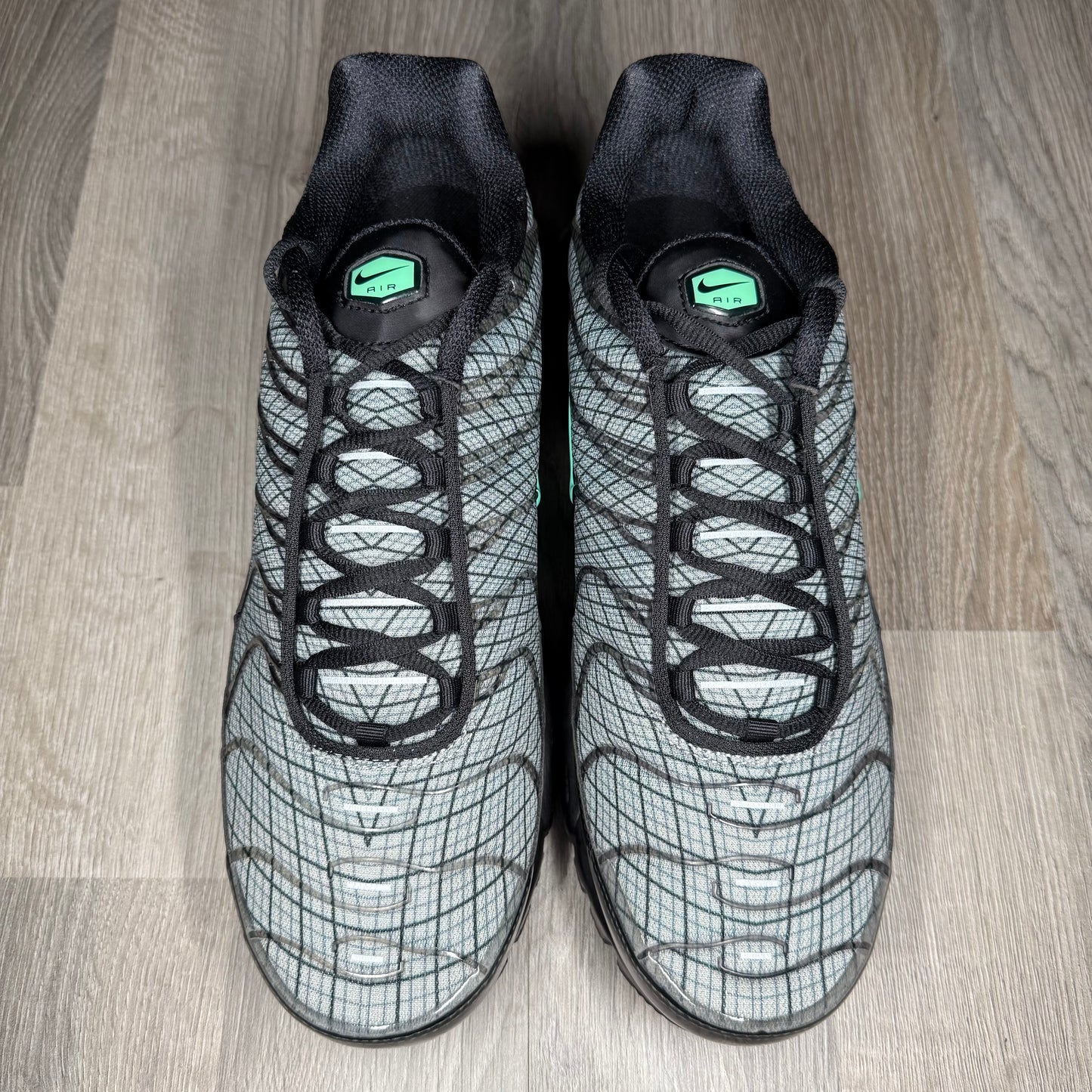 Nike Air Max Plus Spirograph