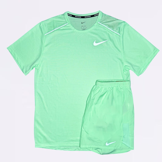 Nike Miler & Challenger Set - Tee & Shorts - Vapour Green