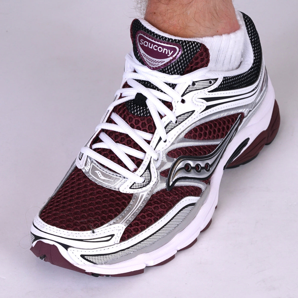 Saucony Omni 9 Silver Maroon