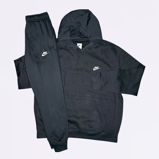 Nike Club Sport Set - Hoodie & Joggers - Black