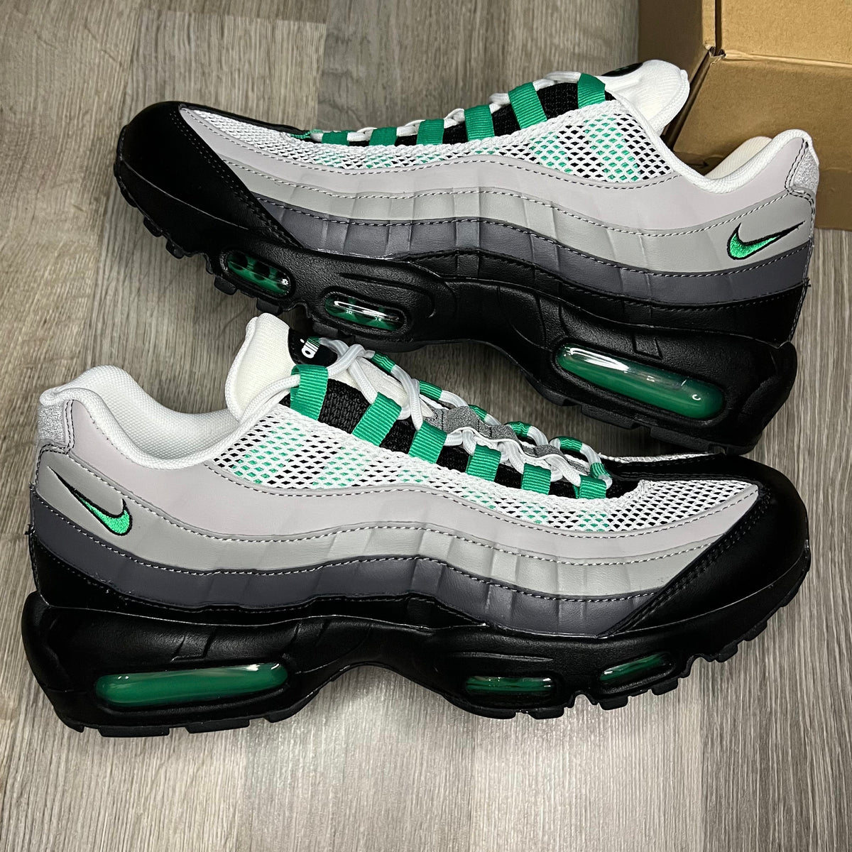 Nike Air Max 95 Stadium Green – RESTOCK3D