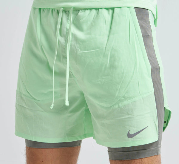 Nike Flex Stride 2-1 Shorts Vapour Green