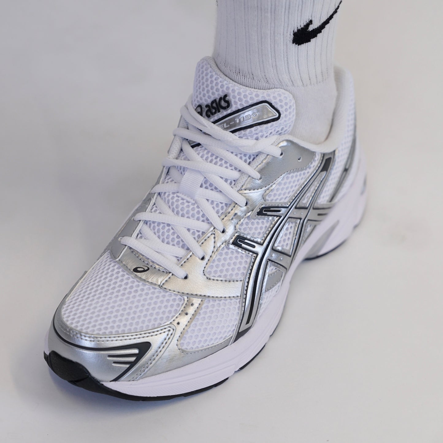 ASICS 1130 White Silver