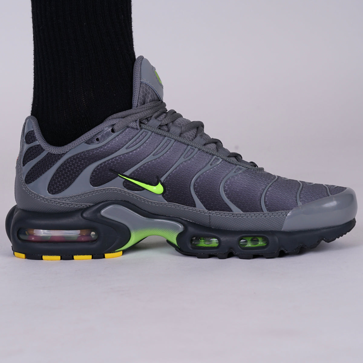 Nike Air Max Plus Grey Volt