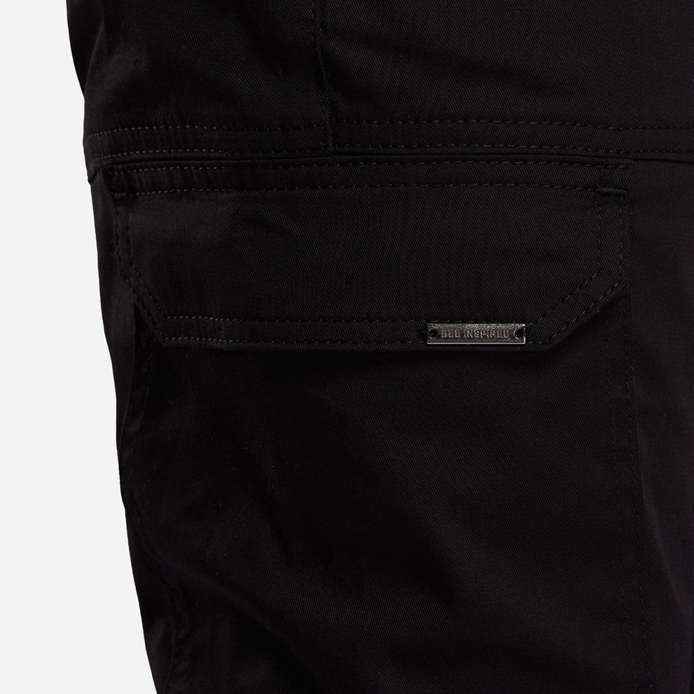 Bee Inspired Rivero Cargo - Black