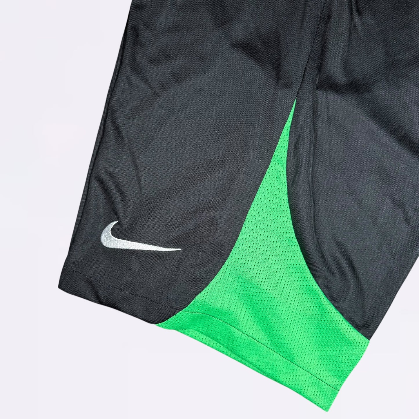 Nike Dri-Fit Academy 2.0 Shorts - Black / Green