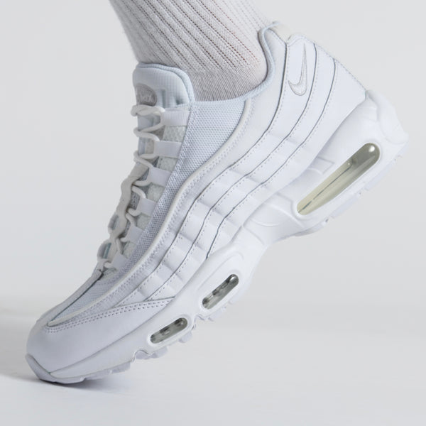 Max 95 Nike All White Trainers Womens Nike Air Max 95 Triple White