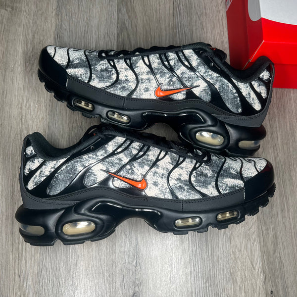 Nike air max plus sand hotsell