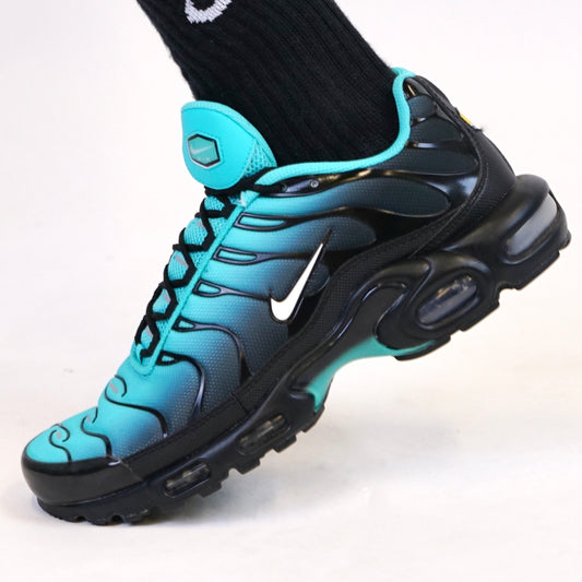 Nike Air Max Plus Aqua Fade Black