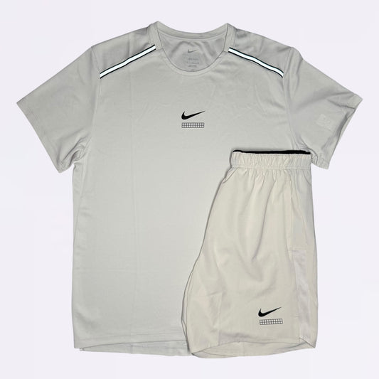 Nike Graphic Miler Set - Light Bone