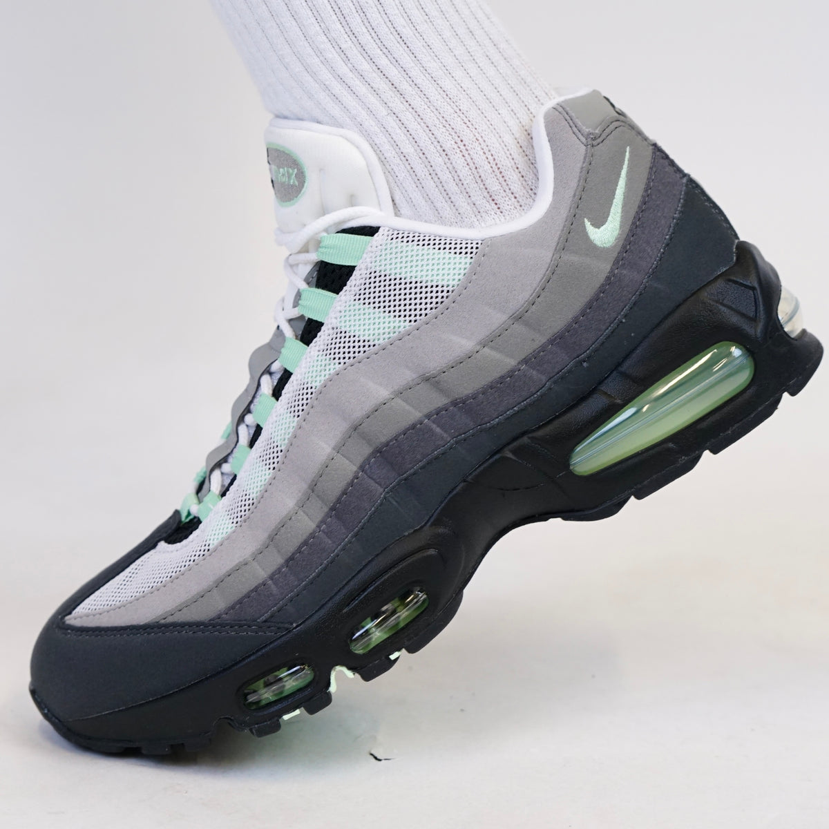 Nike Air Max 95 Fresh Mint Big Bubble