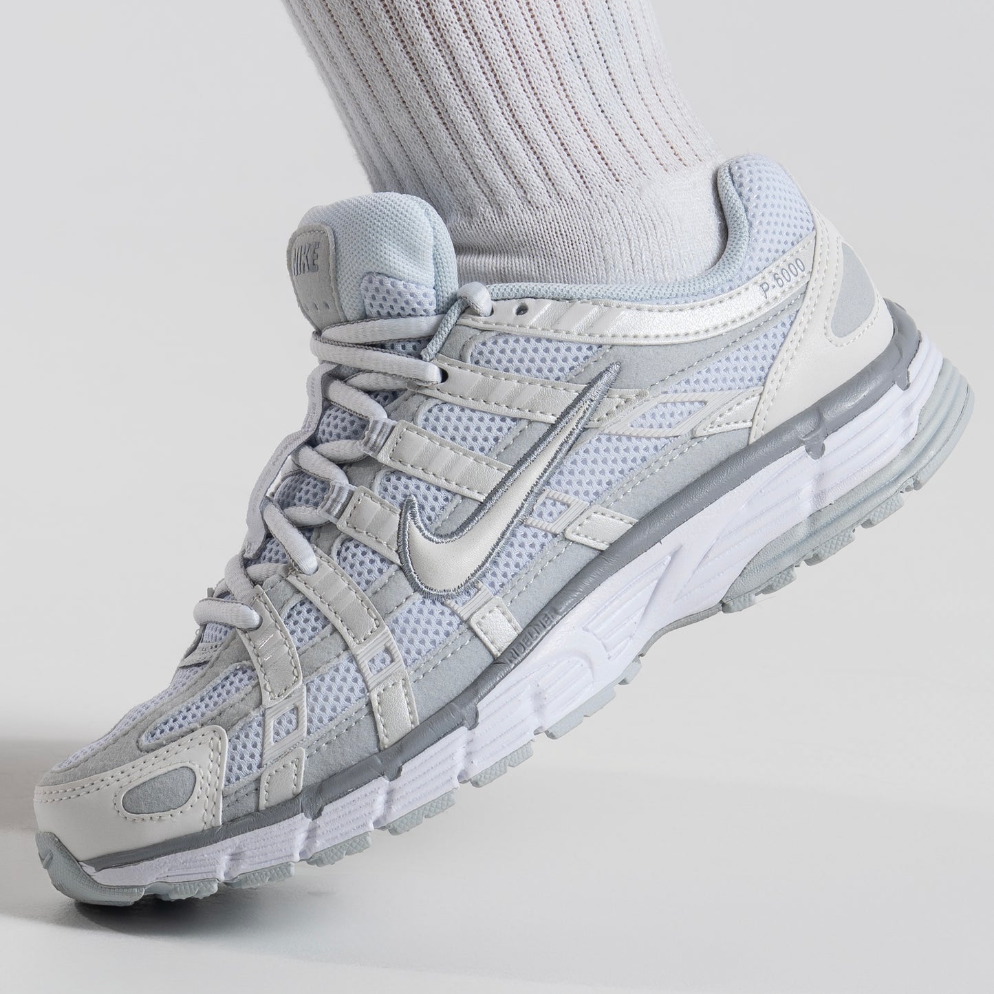 Nike P-6000 Vast Grey