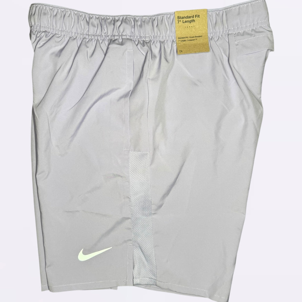 Nike Challenger Shorts Light Purple