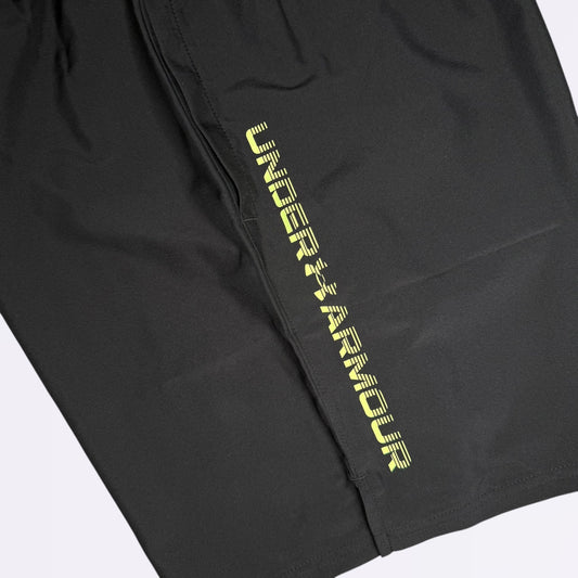 Under Armour Woven Shorts Black / Volt
