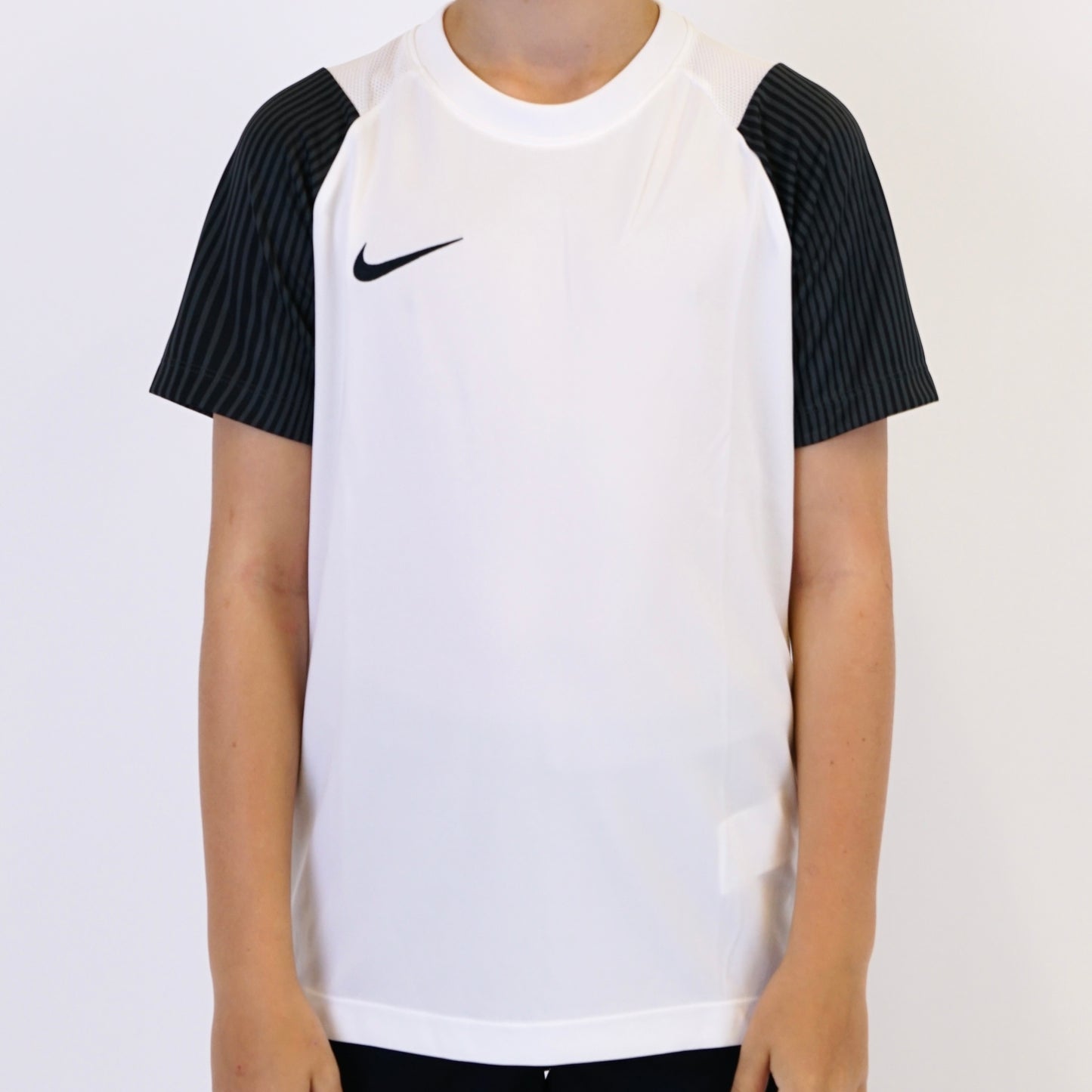 Nike Dri-Fit Academy 2.0 Tee - White / Black (Junior)