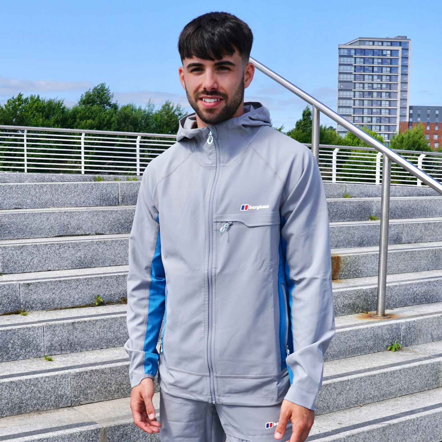 Berghaus Wavertree Jacket - Dark Grey / Blue