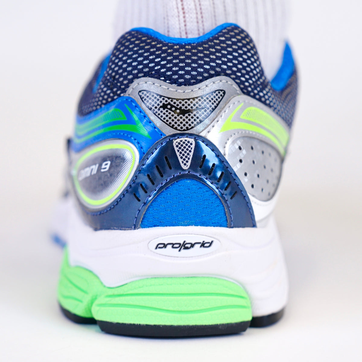 Saucony ProGrid Omni 9 Grey Slime Blue