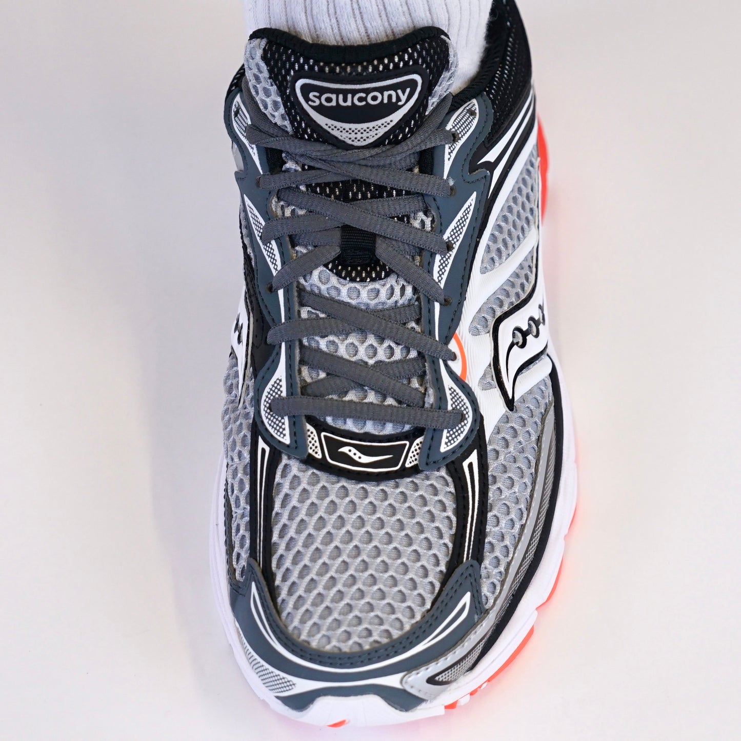 Saucony Pro Grid Omni 9 Cadet Red