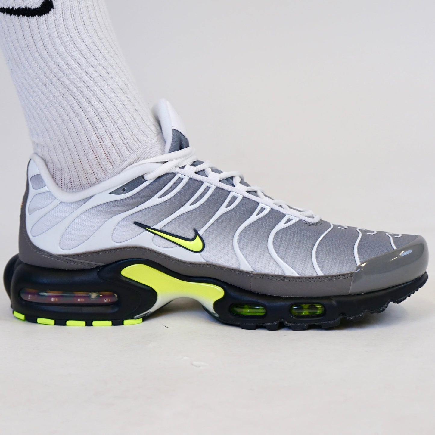 Nike Air Max Plus - Neon (Junior)