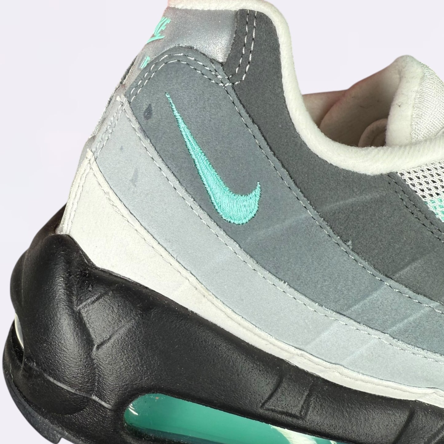 Nike Air Max 95 Hyper Turquoise (Damaged)