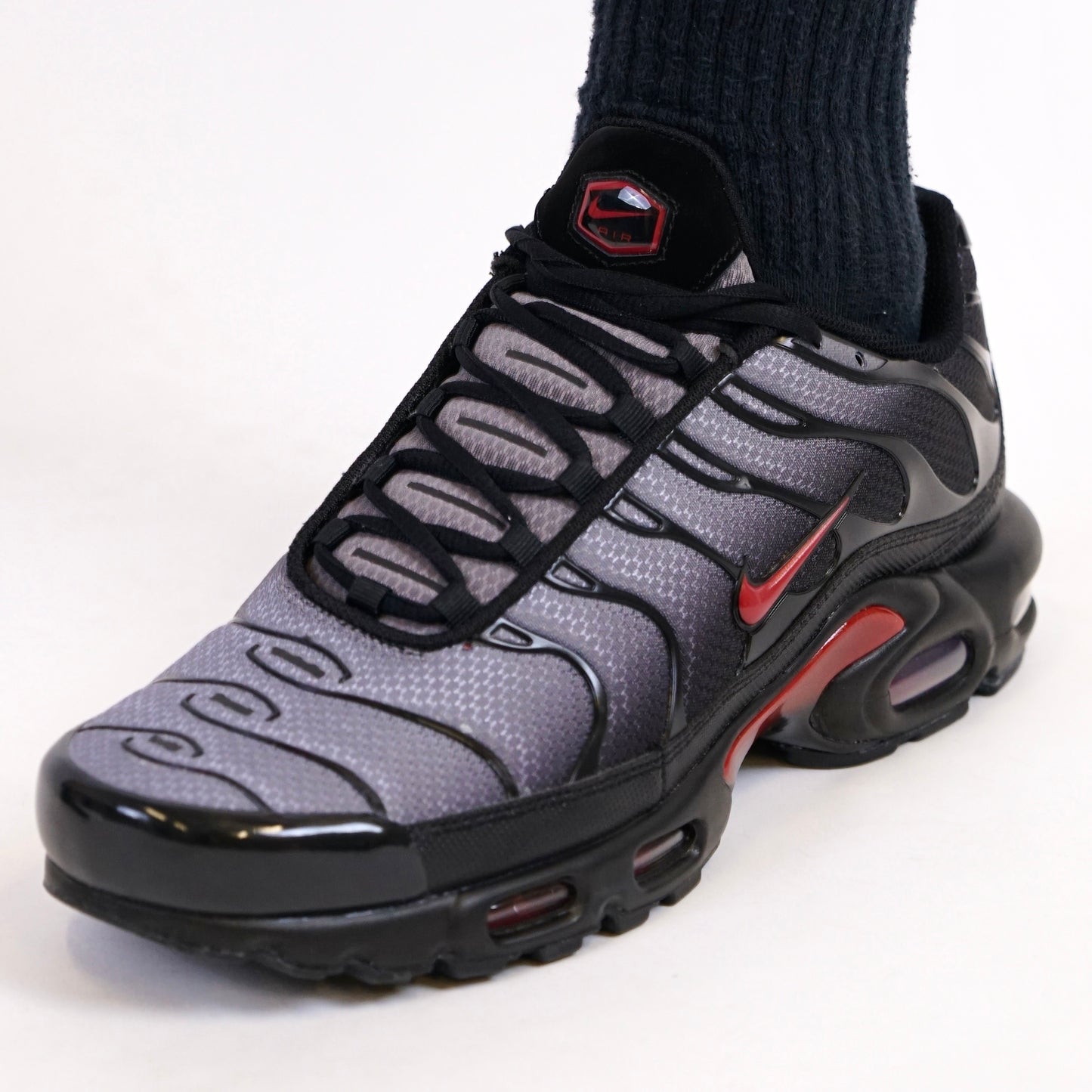 Nike Air Max Plus Black Crimson