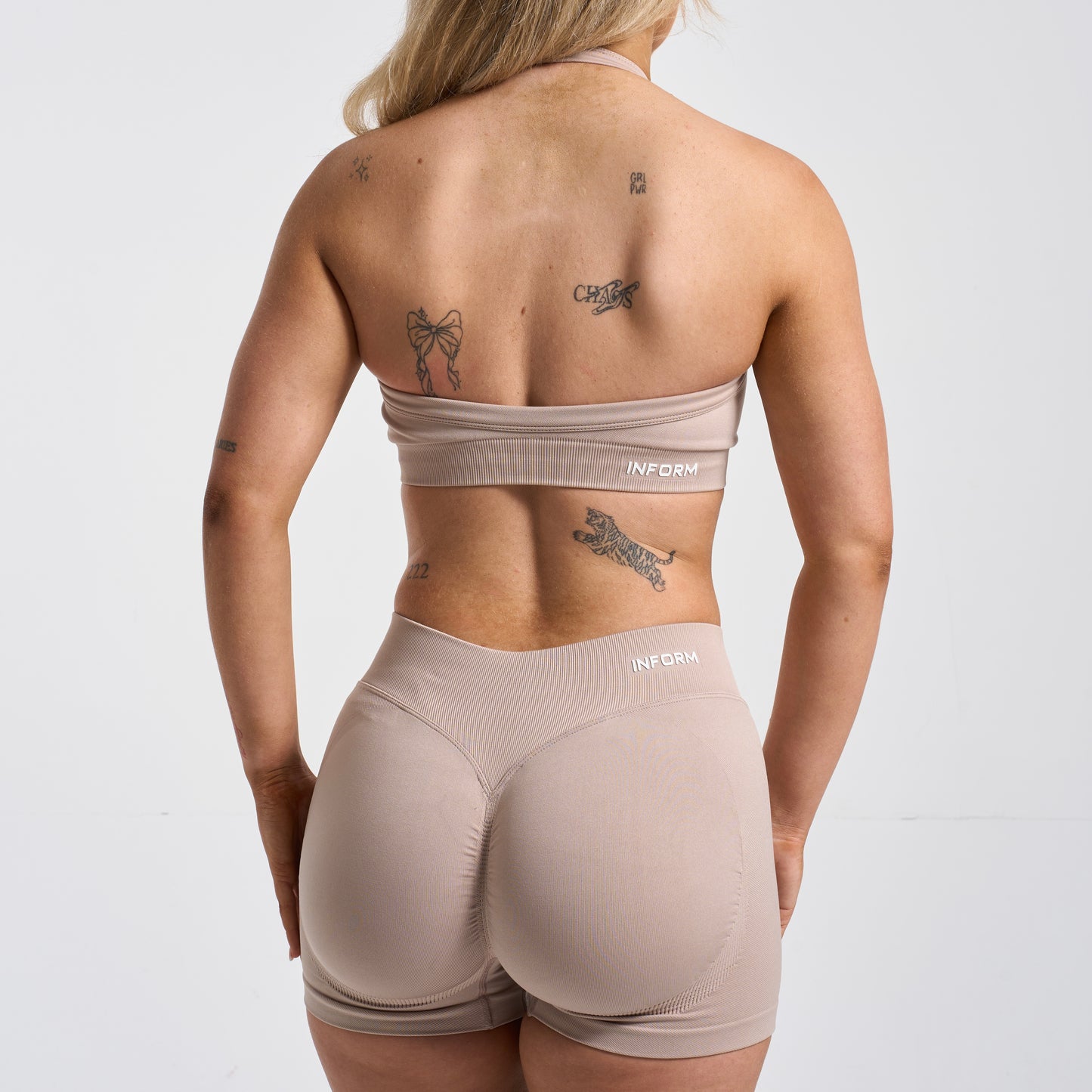 INFORM Sculpt Seamless Halterneck Sports Bra - Cappuccino
