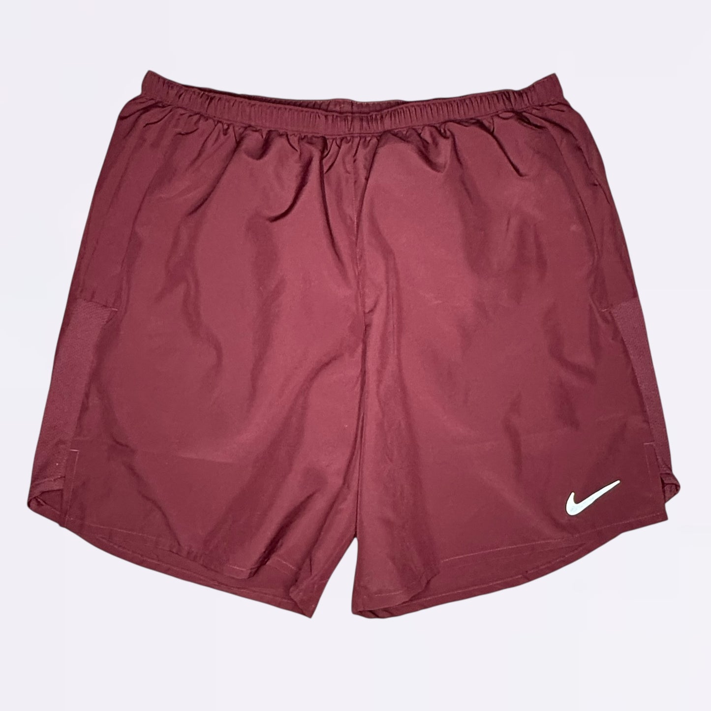 Nike Challenger Shorts - Maroon