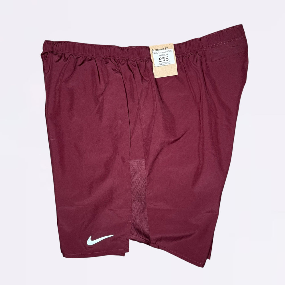 Nike Challenger Shorts - Maroon