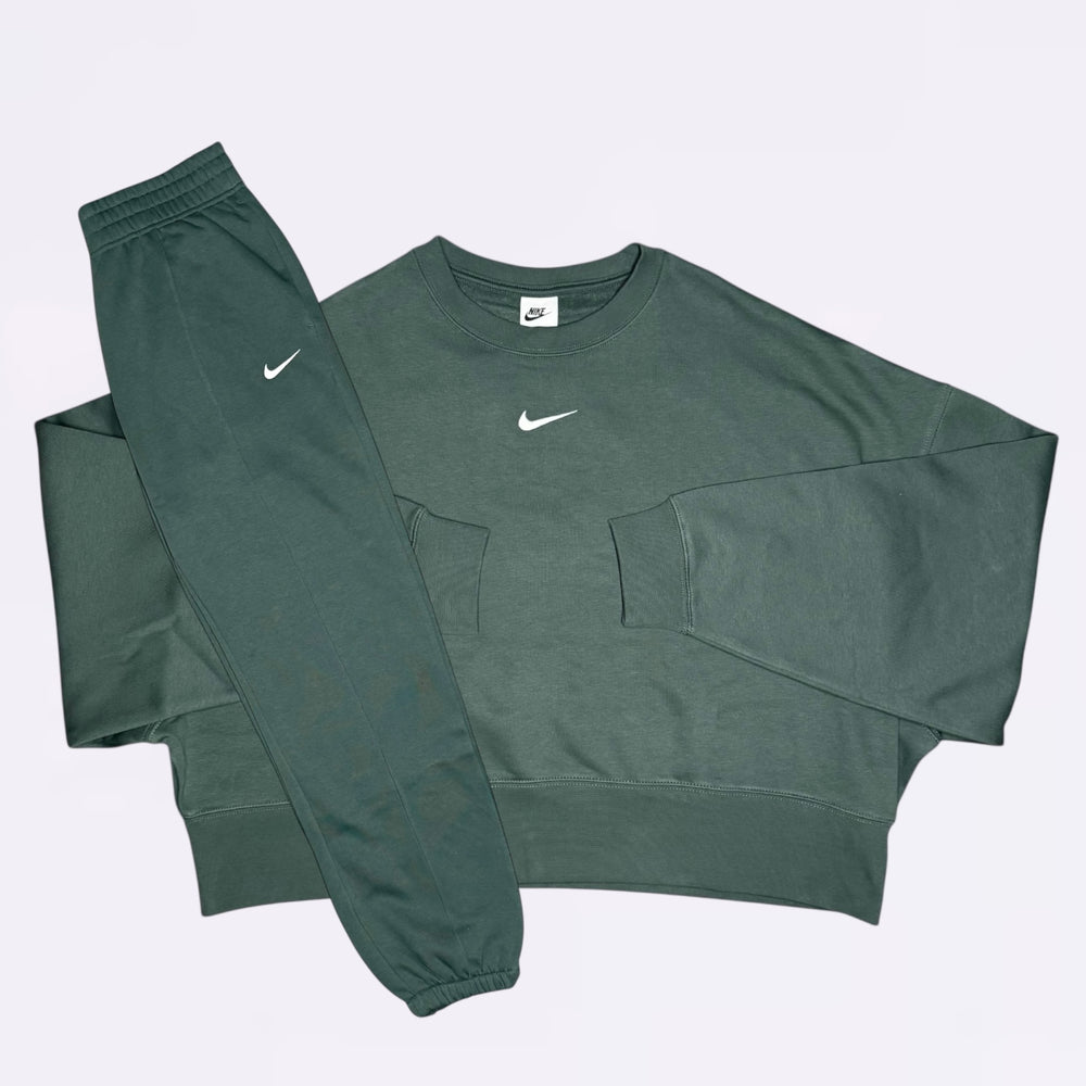 Nike Club Set Vintage Green (Women)