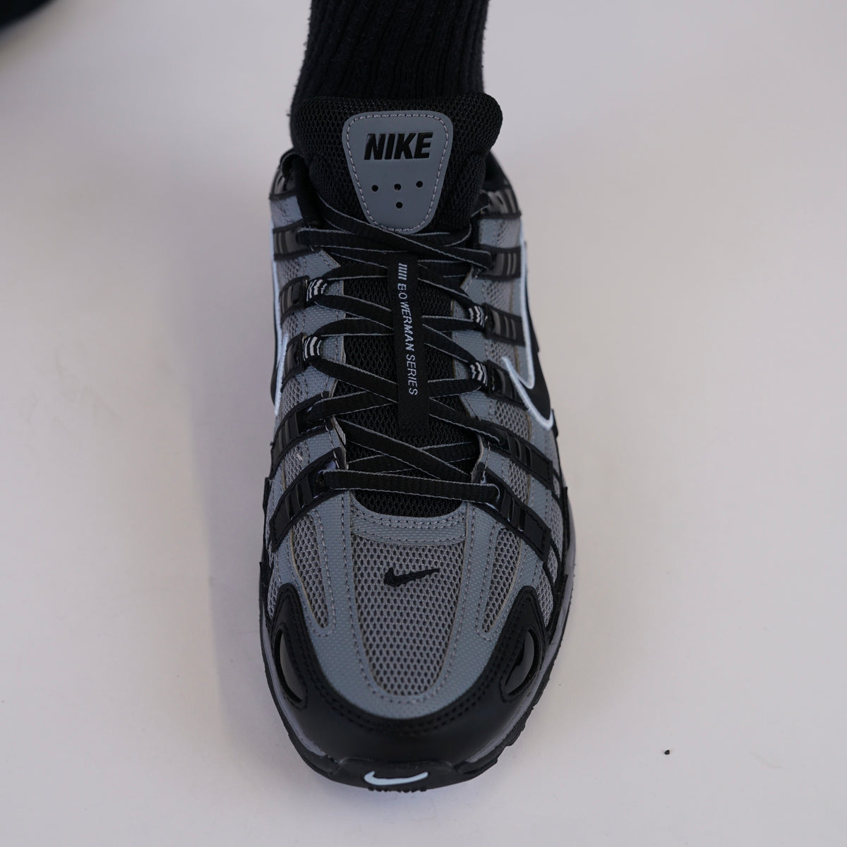Nike P-6000 Cool Grey
