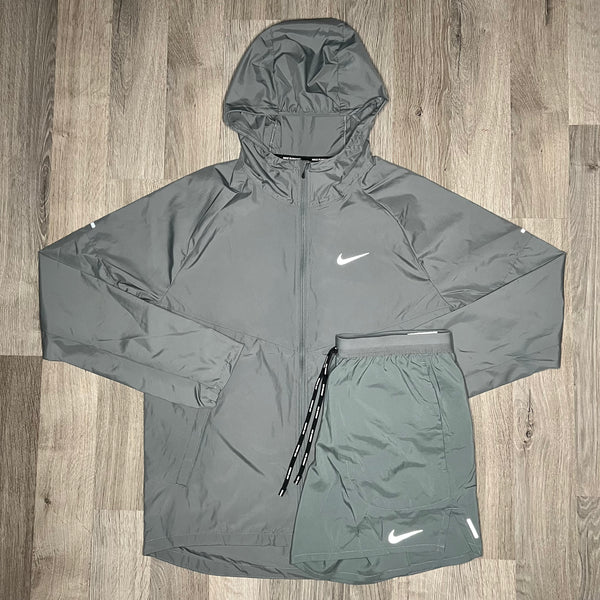 Nike Repel Flex Stride Set Jacket Shorts Smoke Grey RESTOCK3D