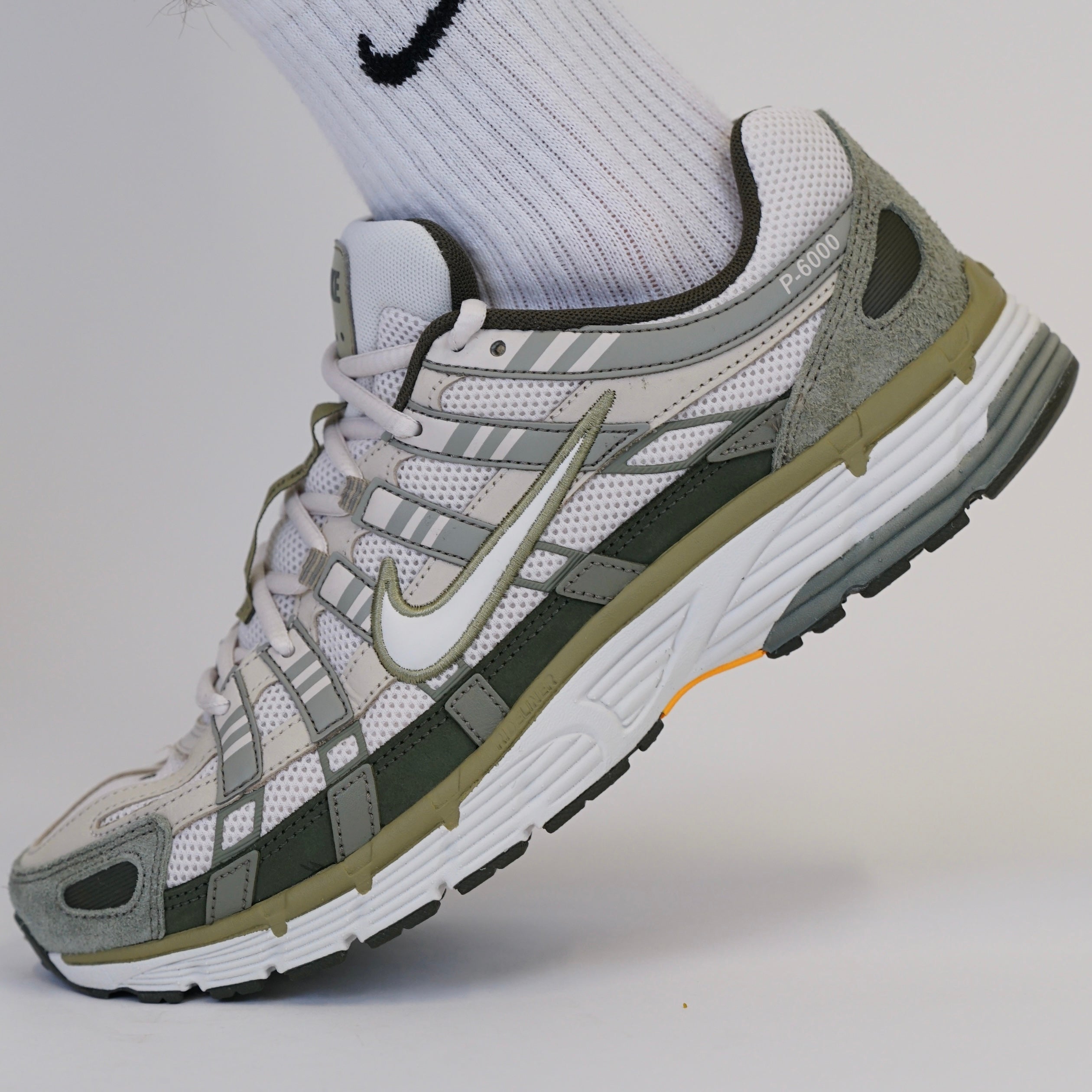 Nike P-6000 Khaki