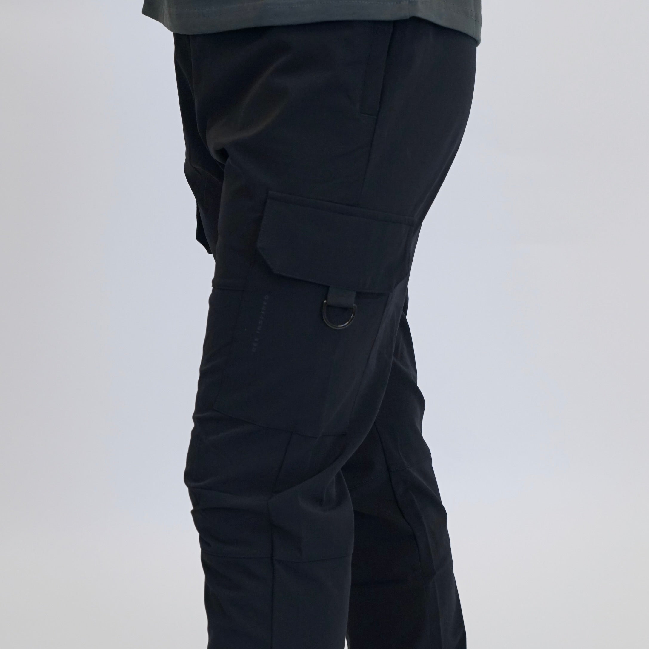 Bee Inspired Guardiola Cargo - Black