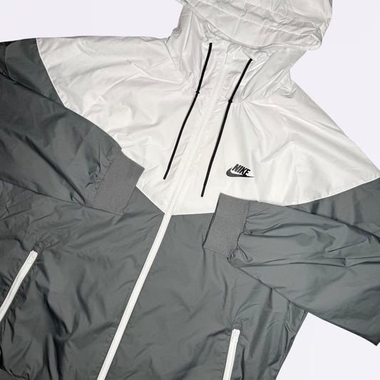 Nike Waterproof Windrunner - White / Grey