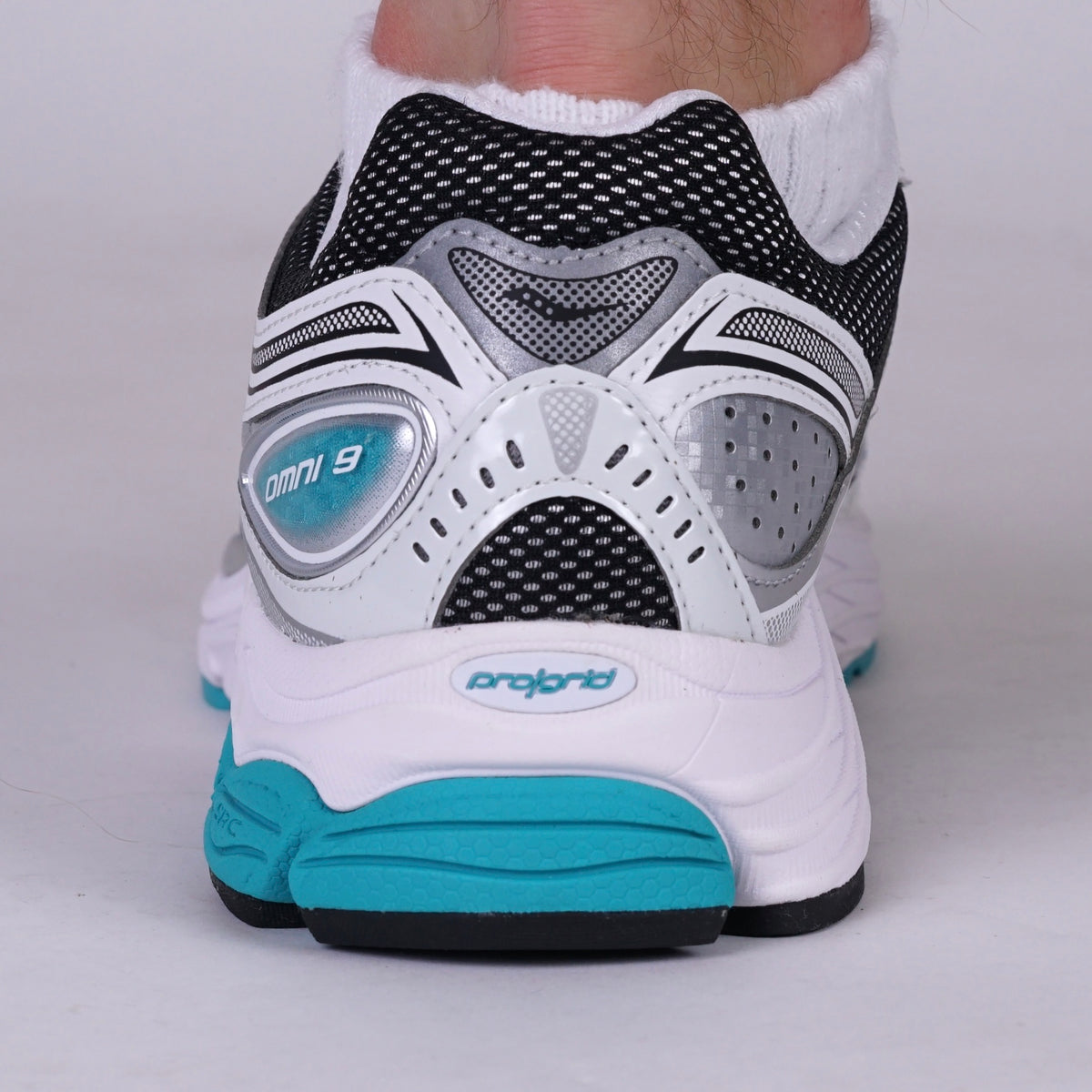 Saucony Progrid Omni 9 Tranquil