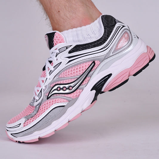 Saucony ProGrid Omni 9 White Touch