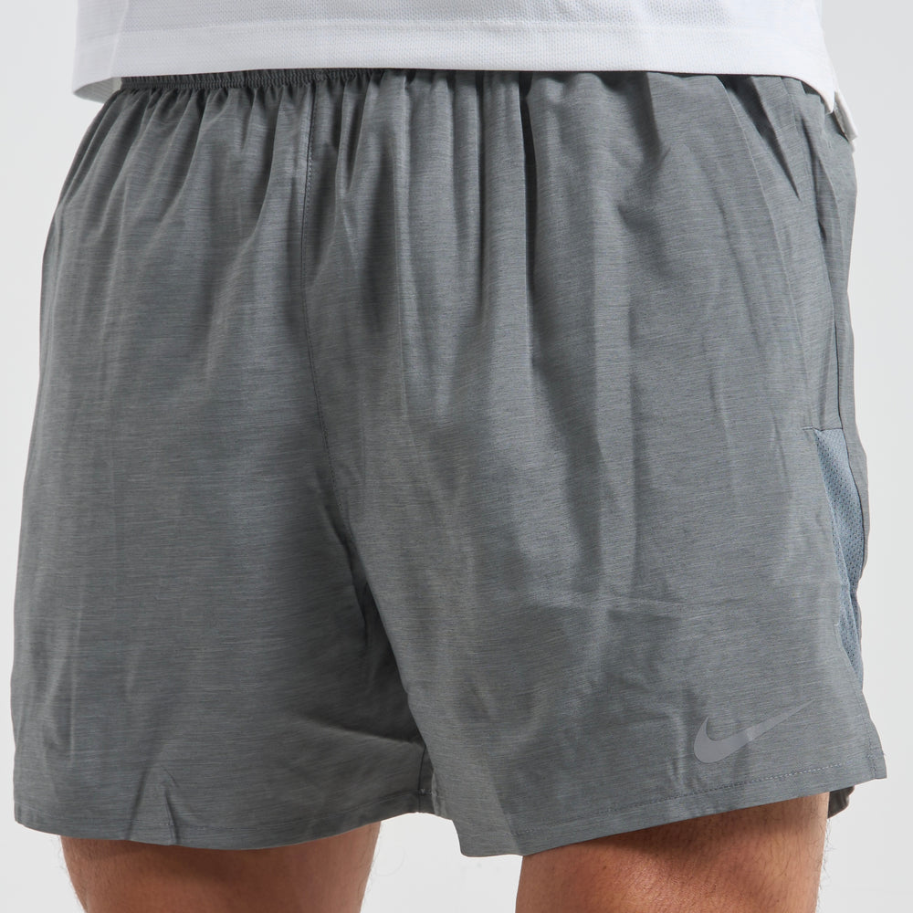 Nike Challenger Shorts Grey
