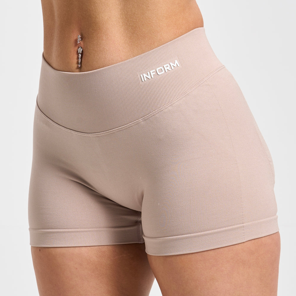 INFORM Sculpt Seamless Scrunch Gym Shorts - Cappuccino