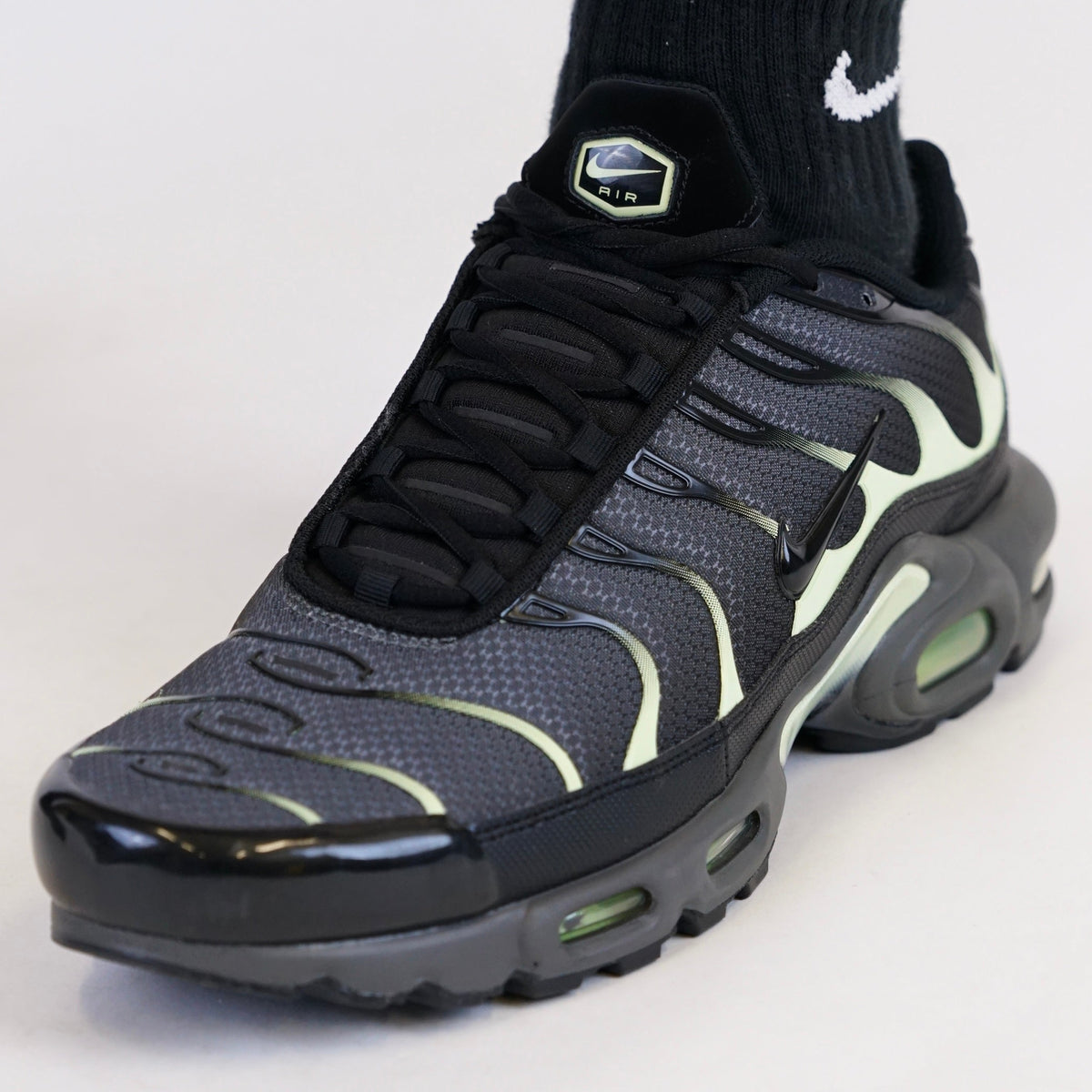 Nike Air Max Plus - Black / Green (Junior)