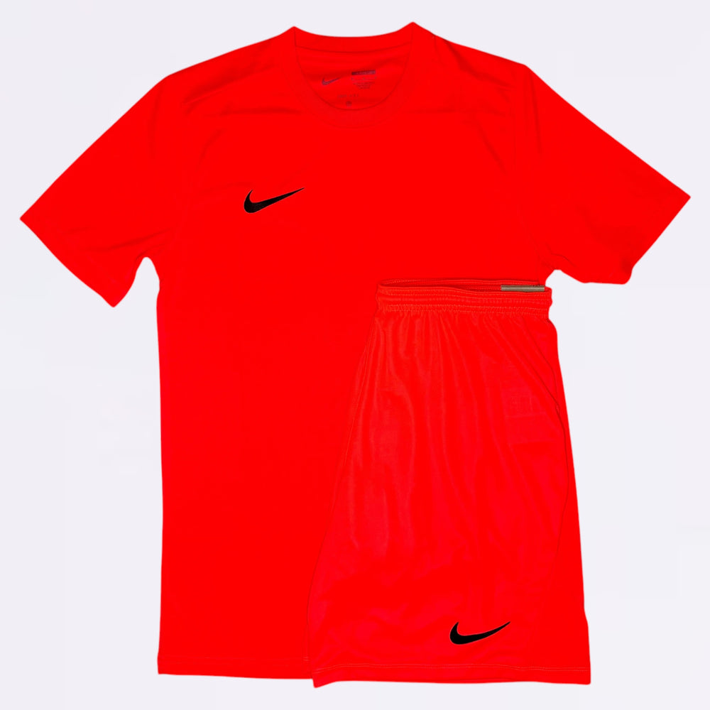 Nike Dri Fit Set - Tee & Shorts - Crimson Red (Junior)