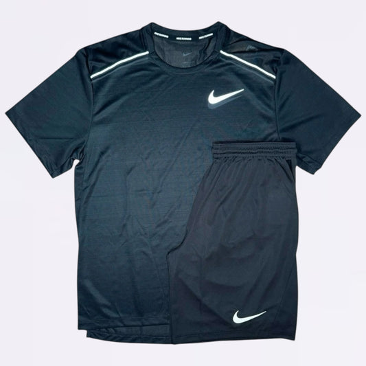 Nike Miler / Challenger Set - Tee / Shorts - Black / Black