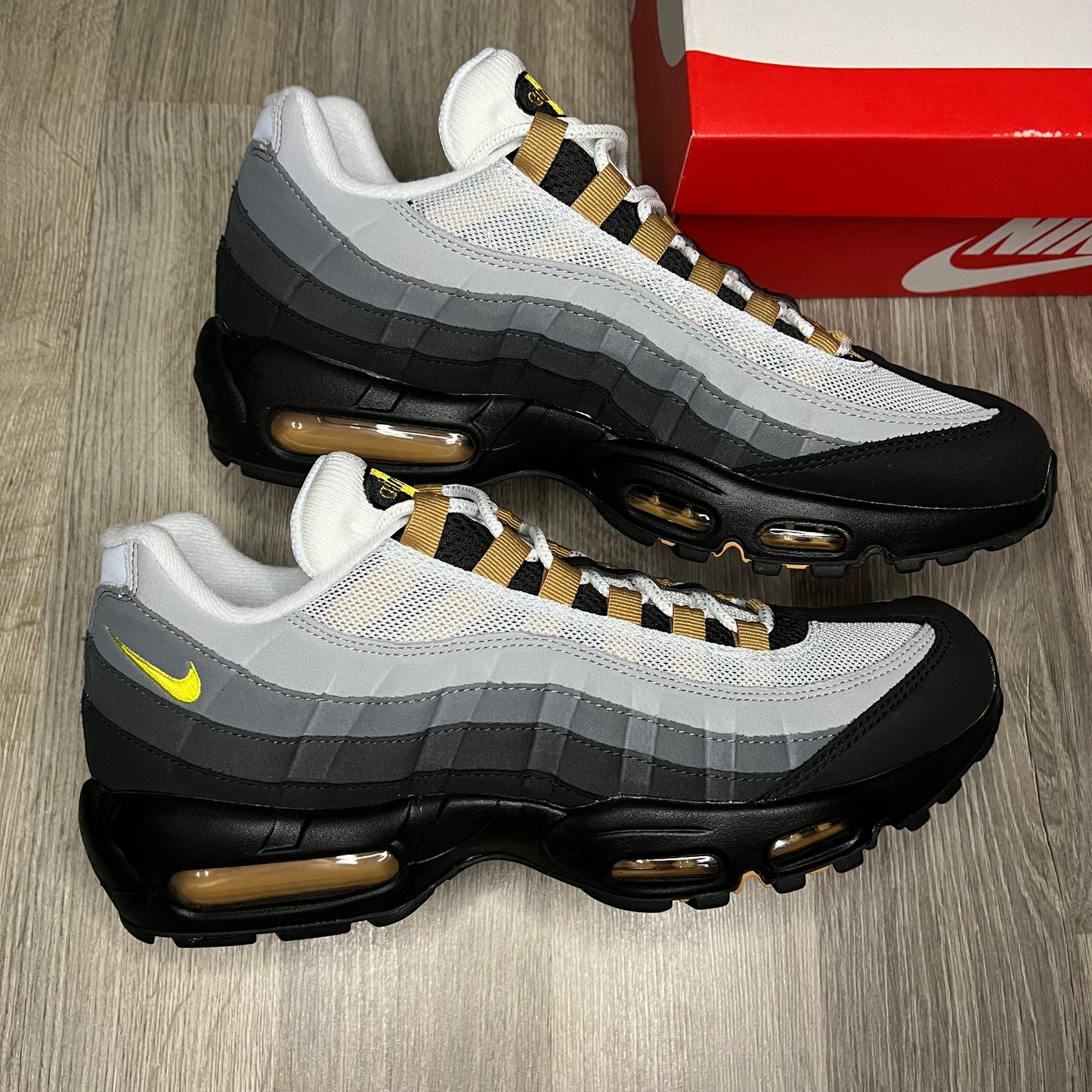 Nike Air Max 95 Yellow Strike – RESTOCK3D