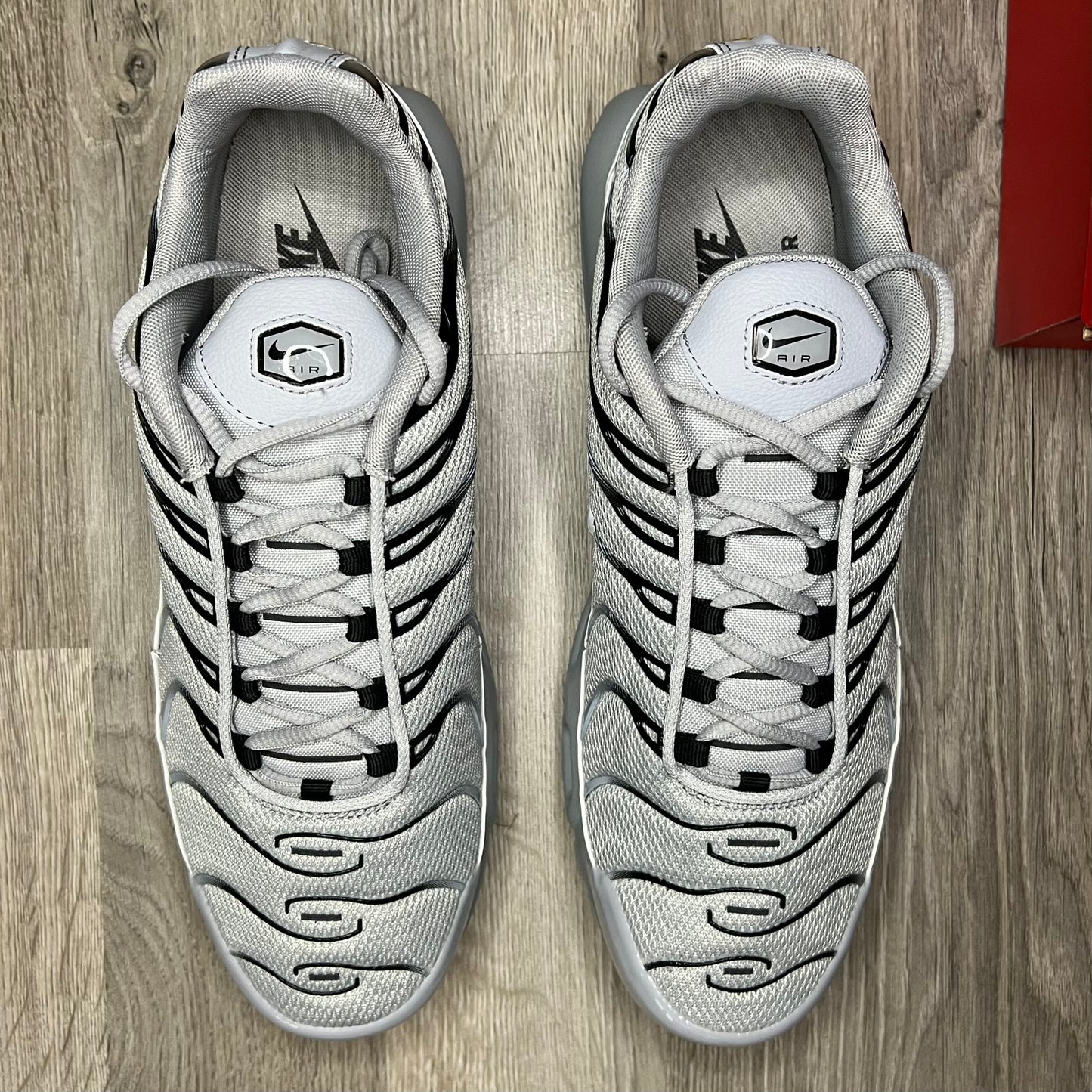 Nike Air Max Plus Wolf Grey RESTOCK3D